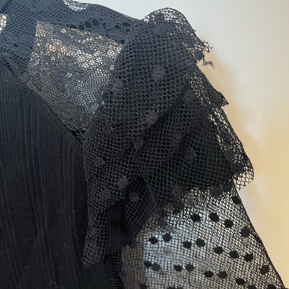 Free People knit top with lace sleeves - Picture 2 of 3